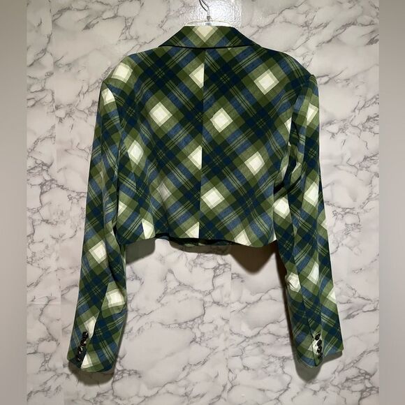 WEWOREWHAT Boxy Cropped Blazer - Picture 12 of 13